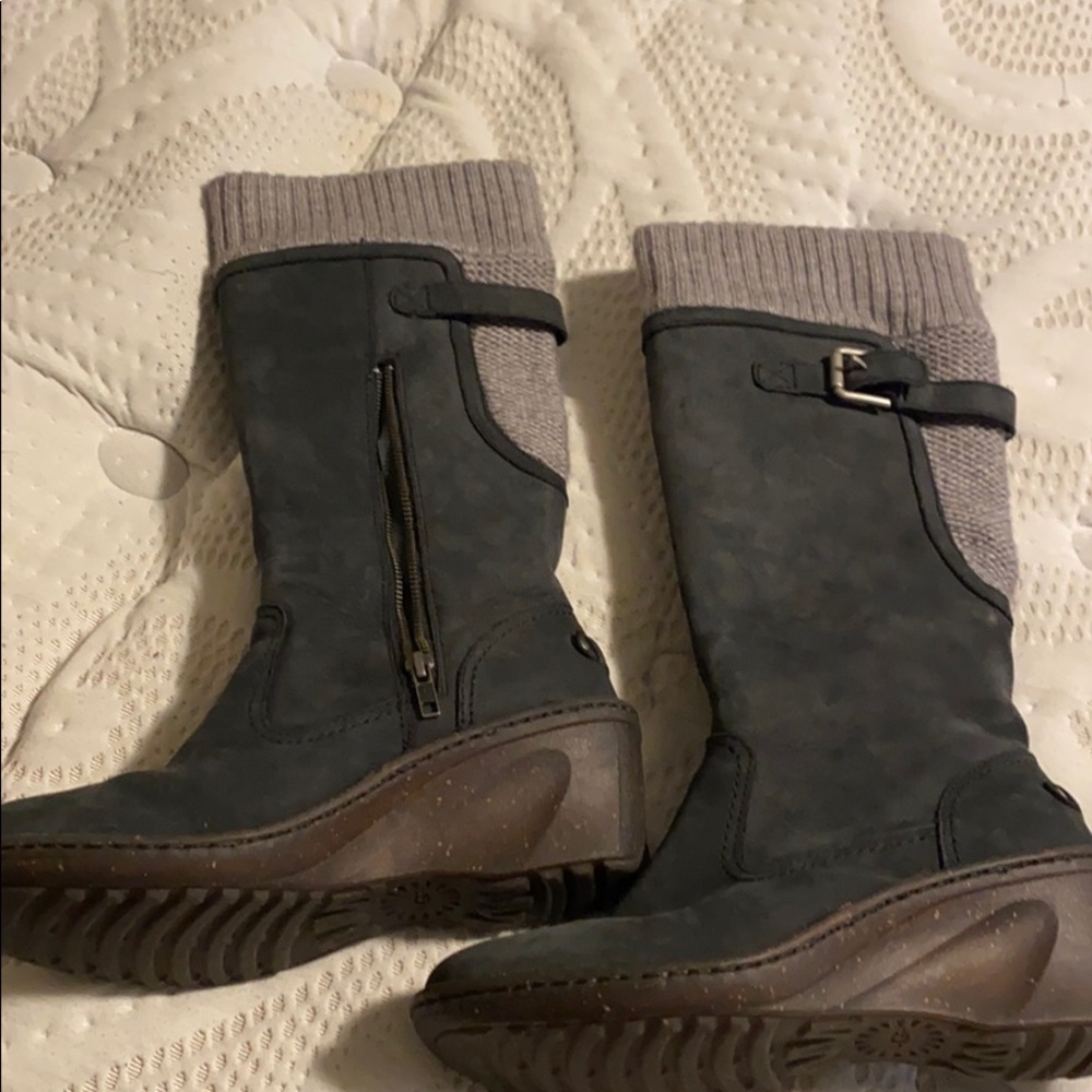 Ugg wedge boots